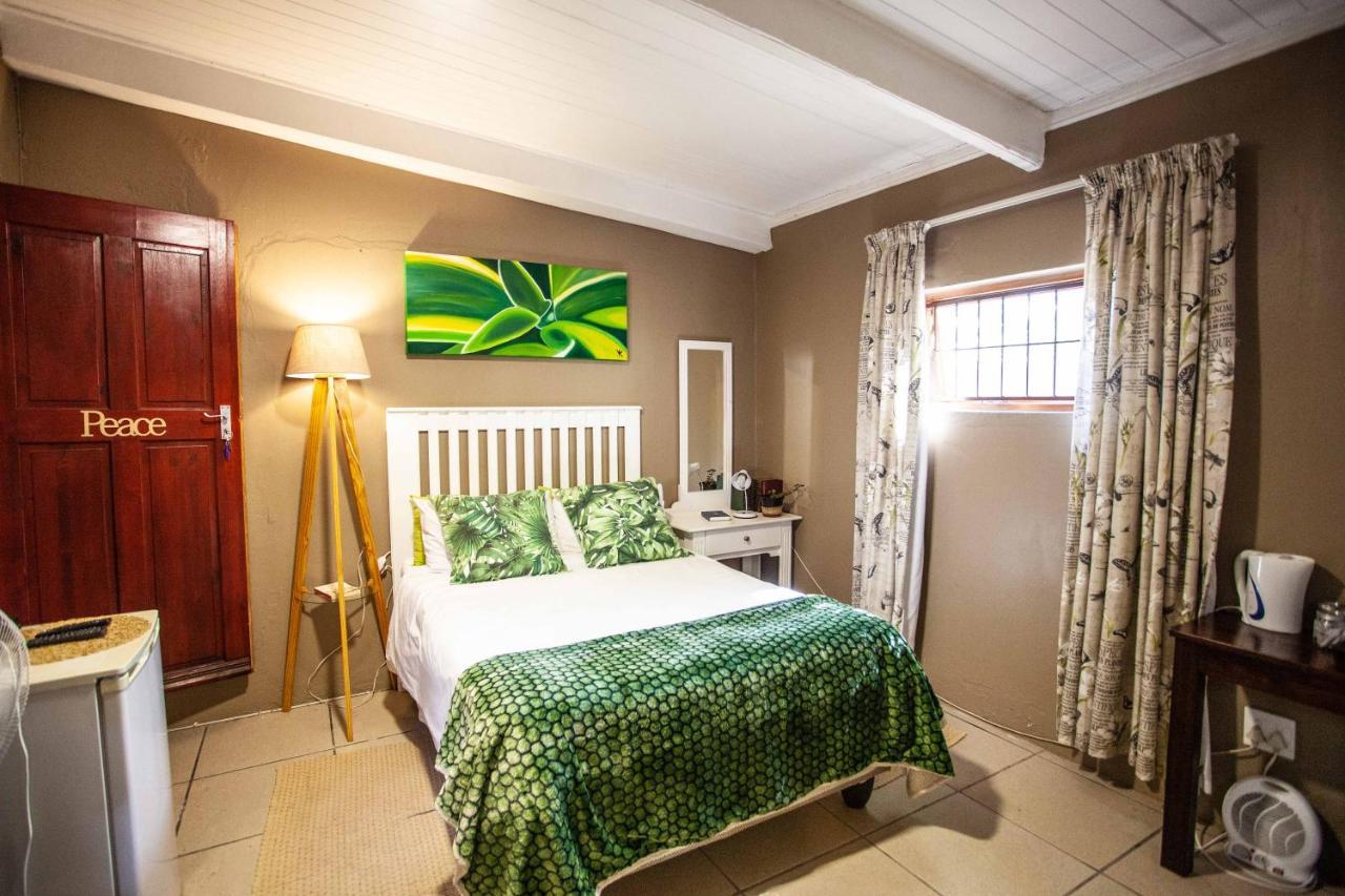 Flametree Guesthouse Swellendam Rum bild